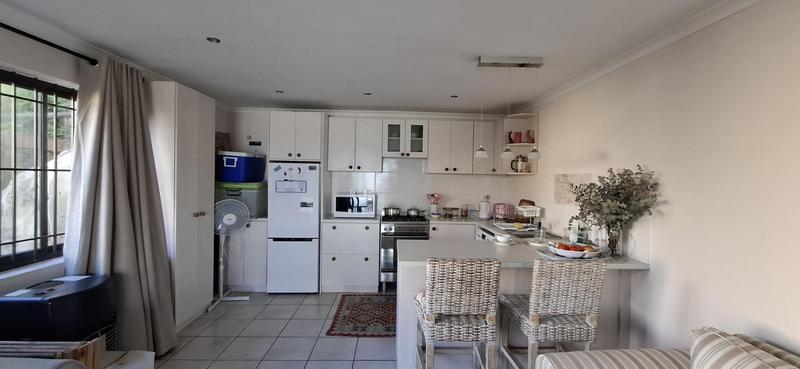 To Let 1 Bedroom Property for Rent in Glencairn Western Cape